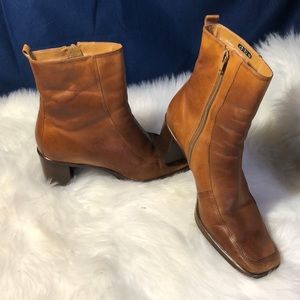 DIBA BOOTS Size 8 color  Caramel
